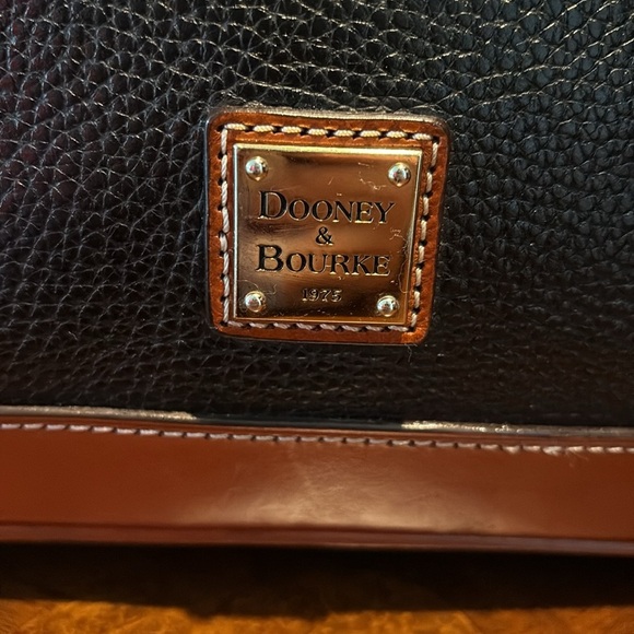 Dooney Bourke   Dome top satchel pebble, leather black/cinnamon, brown  trim EUC - Picture 3 of 17